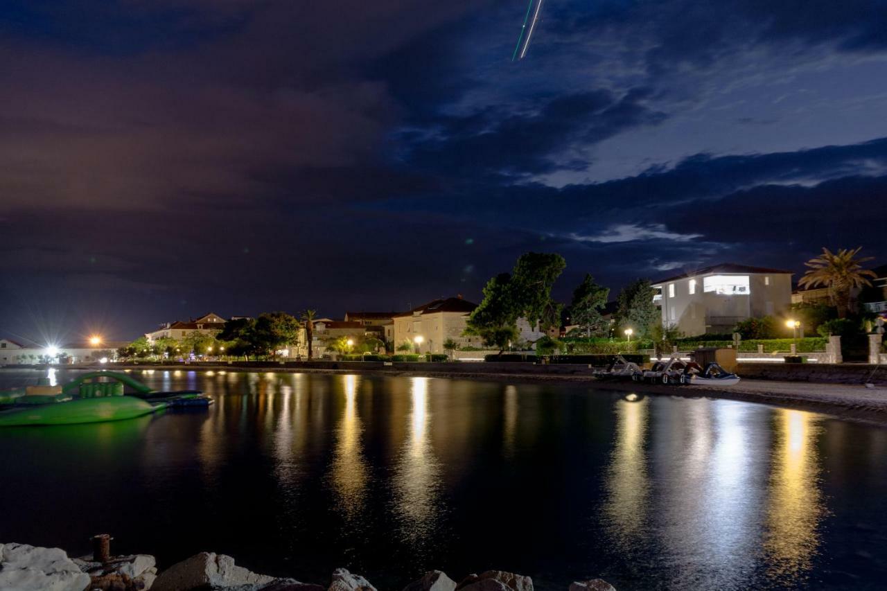 Beachfront Apartments Don Kaštela Eksteriør billede